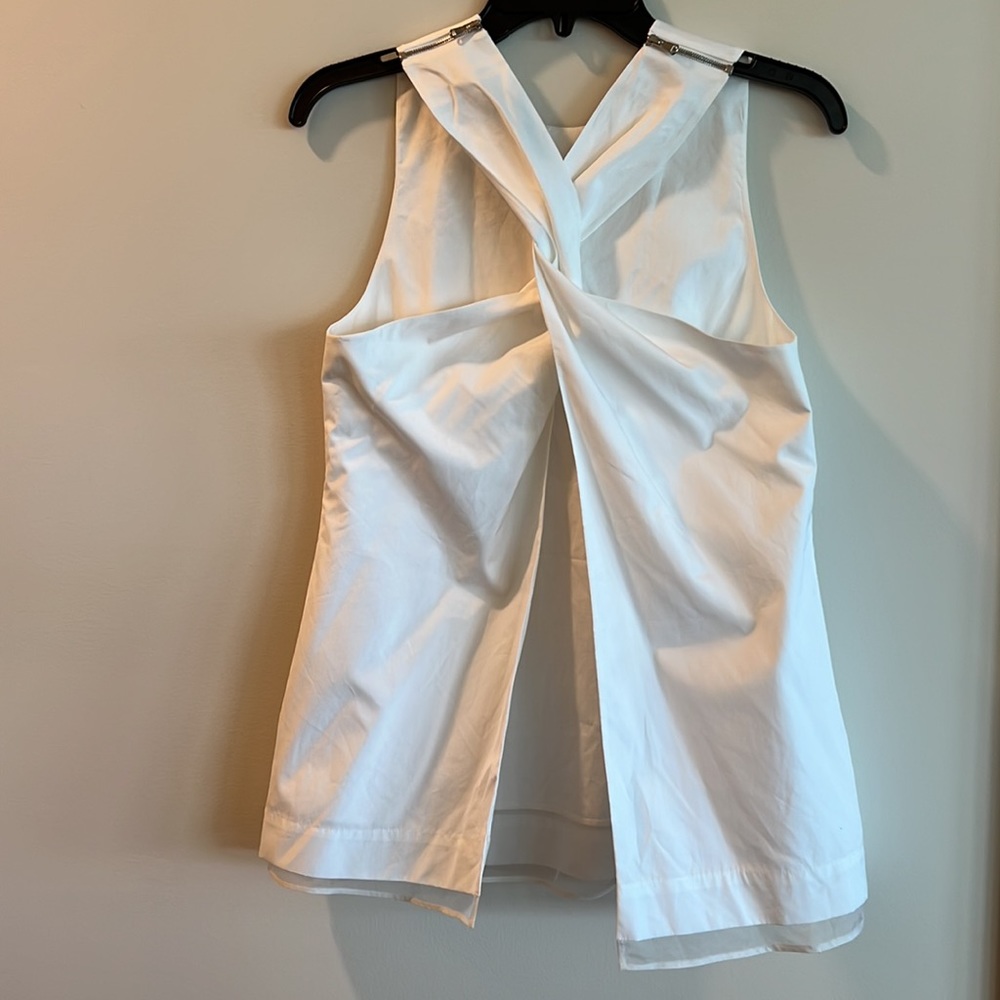 Victoria Beckham Sleeveless Twist-back Tunic